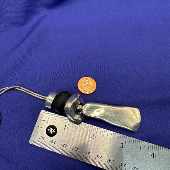 Chico’s Long Modernist Silver-Tone Pendant Necklace - Picture 9 of 11